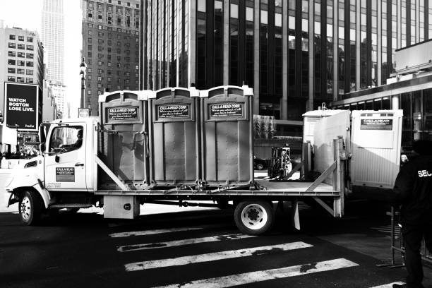 Best Portable toilet rental cost  in Metamora, IL
